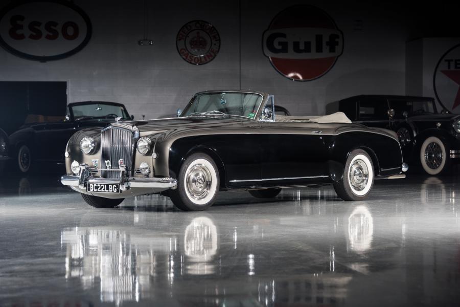  Bentley S1 Continental Drophead Coupe by Park Ward 1955 года  (фото 18 из 34)